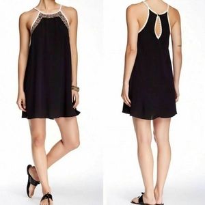 {House of harlow 1960} Embroidered sheath dress SZ Medium